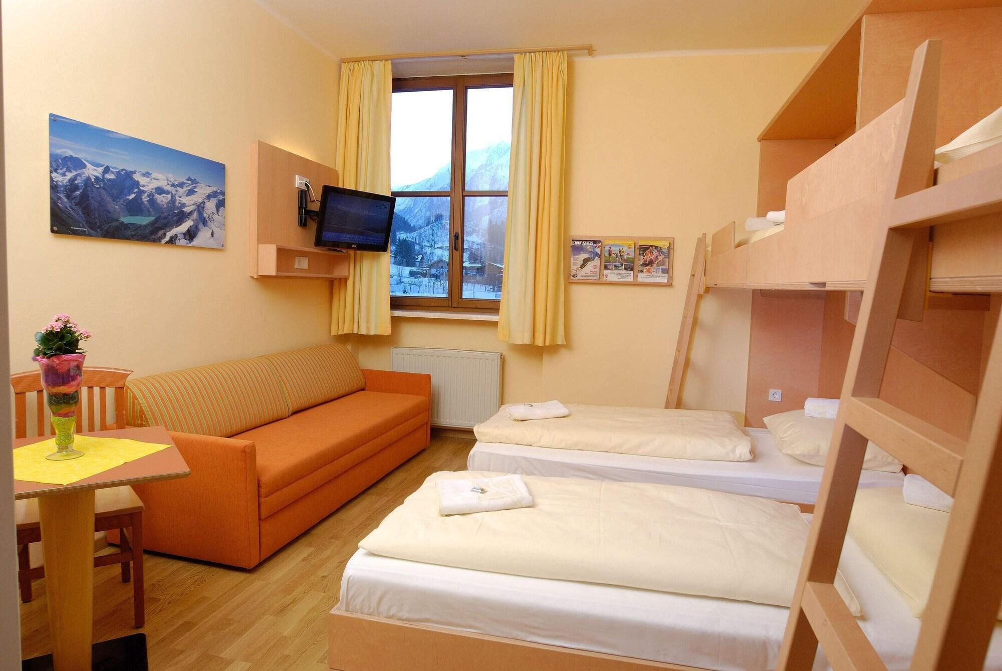 Jufa Hotel Kaprun - Summercard Included Δωμάτιο φωτογραφία