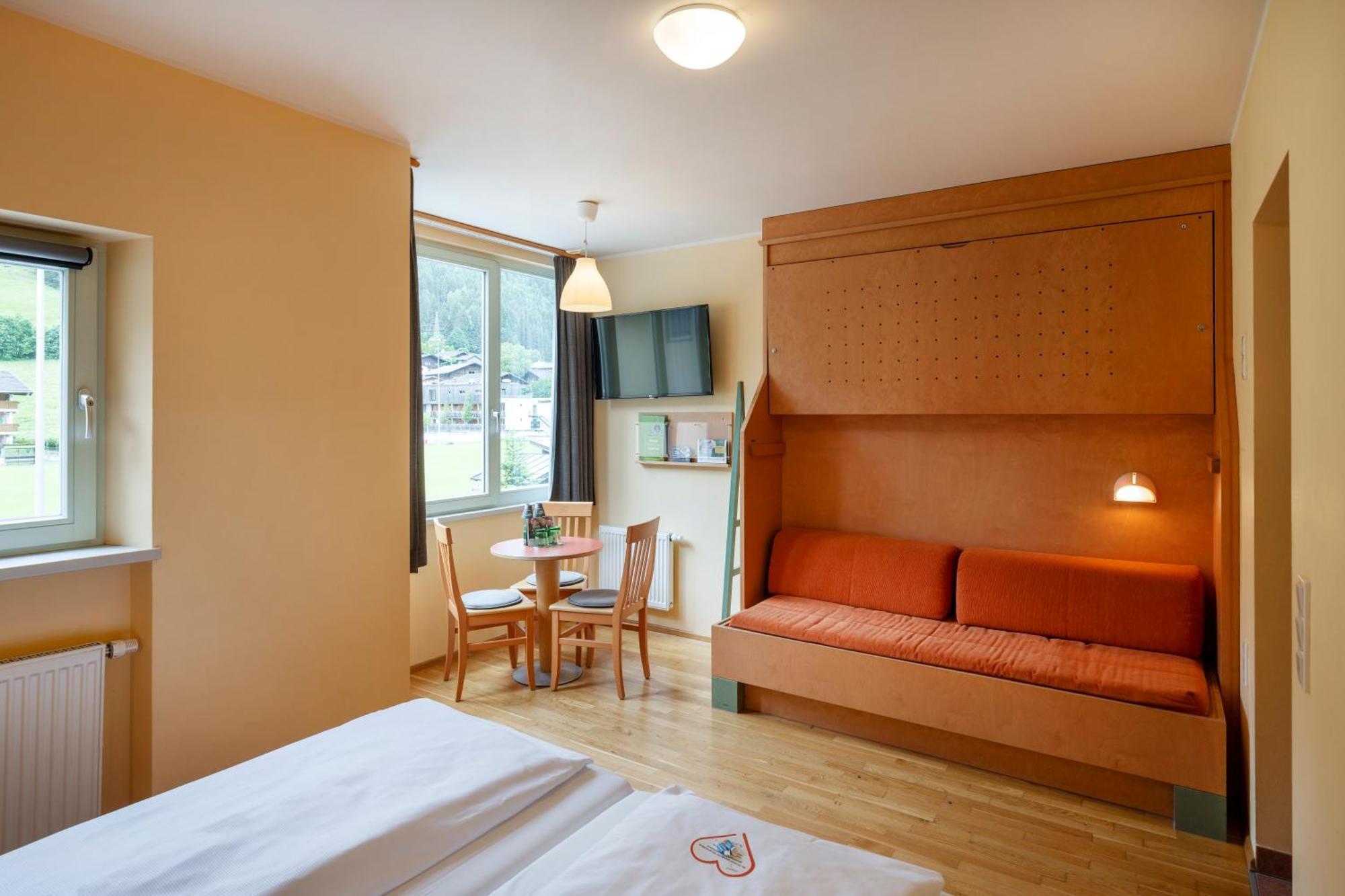 Jufa Hotel Kaprun - Summercard Included Εξωτερικό φωτογραφία