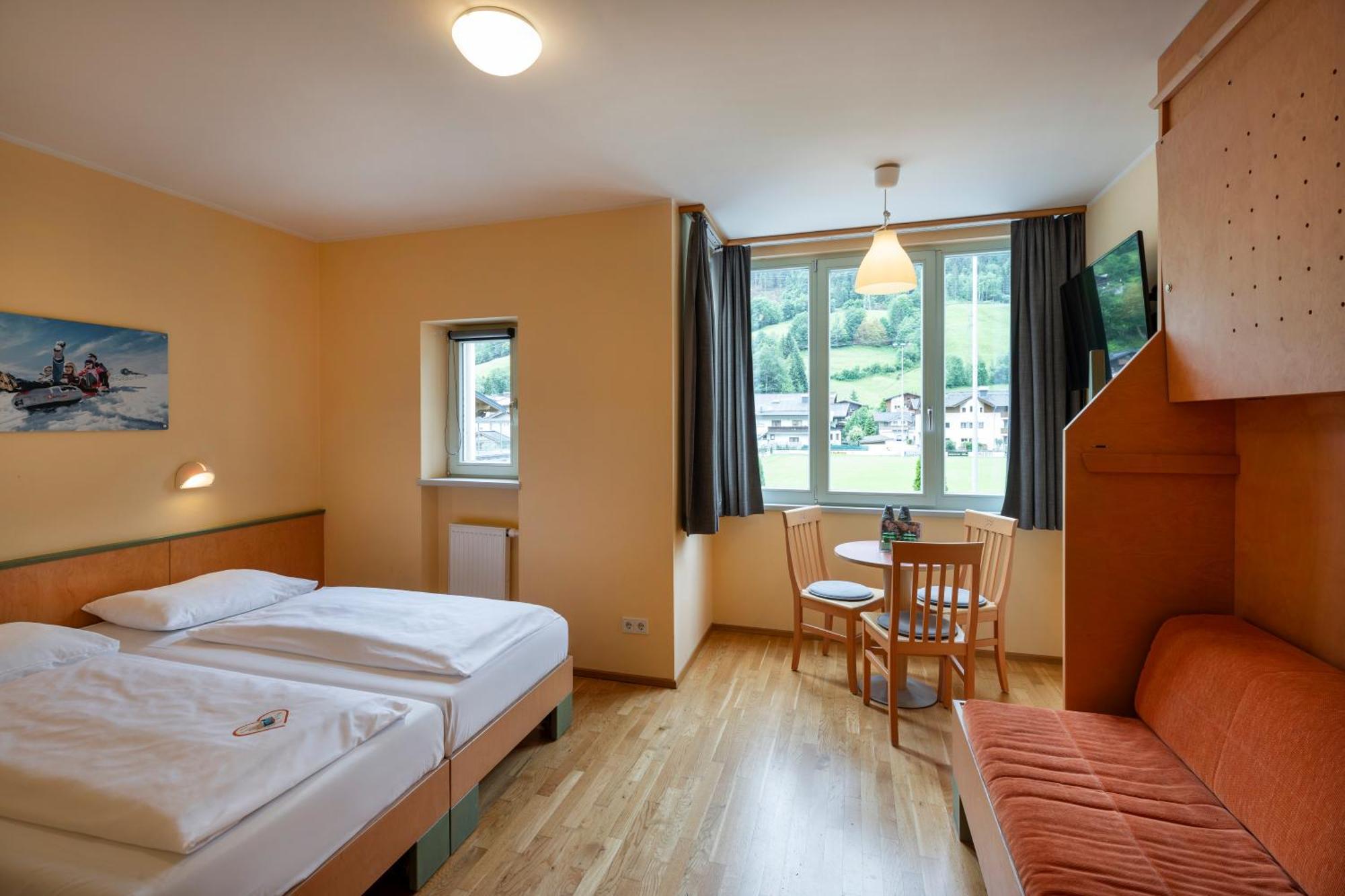 Jufa Hotel Kaprun - Summercard Included Εξωτερικό φωτογραφία